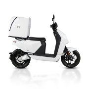skuter-elektryczny-iamelectric-ncf-d-bialy-7-kopia.png